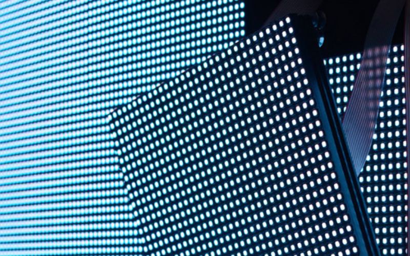 LED Ekranlar Ne Kadar Elektrik Harcar? Güç Tüketimi Hesaplama Rehberi