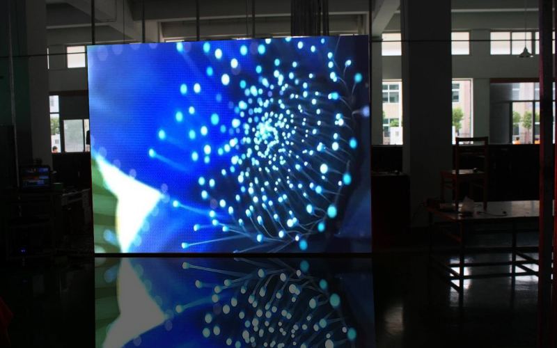 LED Ekranlarda Kalibrasyon: Renk Farkları ve Lekeler Nasıl Giderilir?